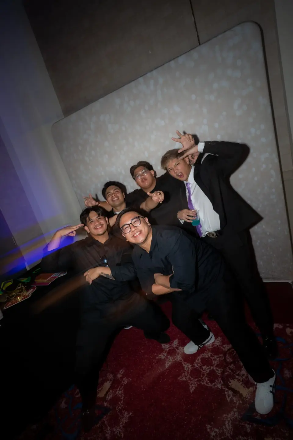 Friends posing together at a Stel Star event photobooth