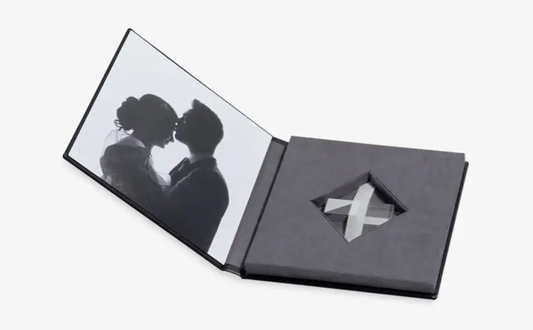 Custom USB keepsake set with a printed photo panel